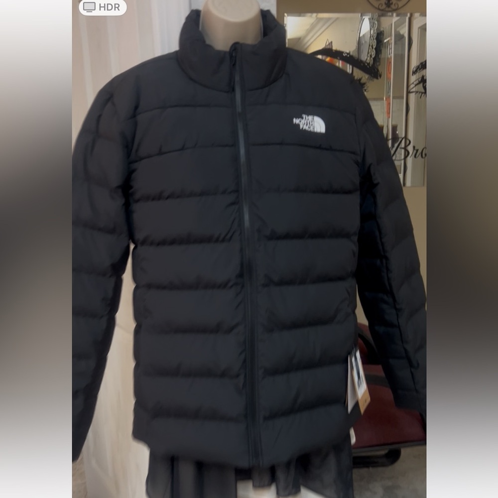 The North Face Men Black Puffer Jacket. SZ M. NWT.